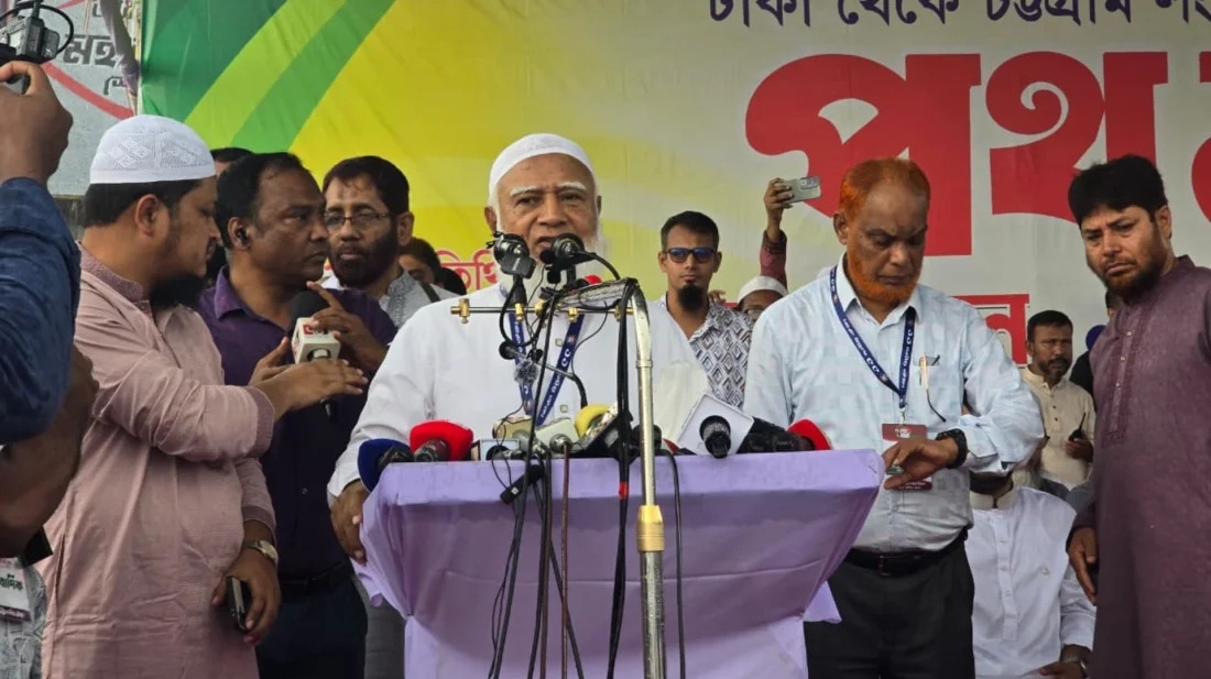 সরকার জনগণের সঙ্গে প্রতারণা করছে: শফিকুর রহমান